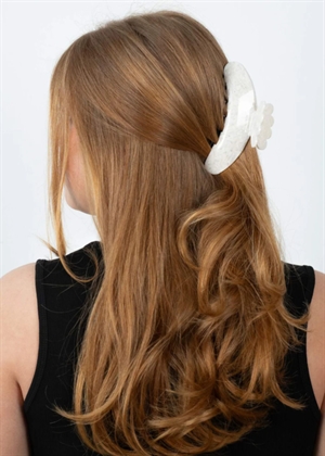 Helle glace biggest clip White Sui Ava